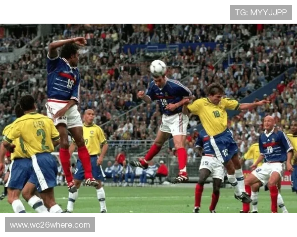 德国世界杯巴西对法国比赛的历史回顾与精彩瞬间，带你了解两队在世界杯中的重要交锋记忆